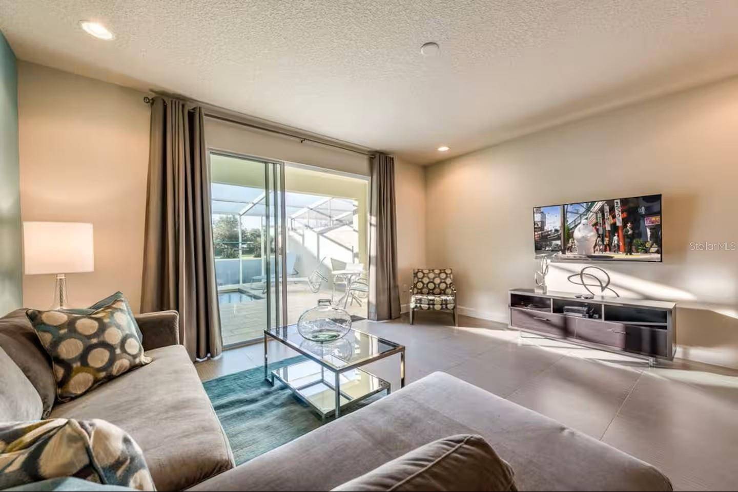1425 RETREAT CIR, Clermont, FL 34714