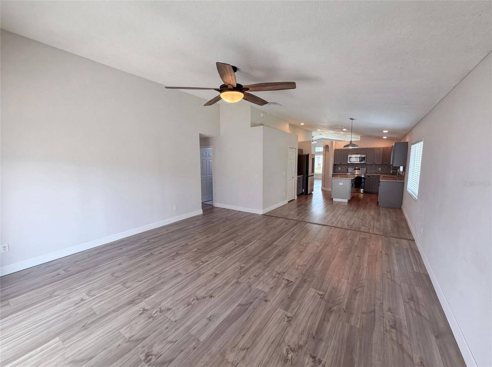3800 SEMINOLE DR, Orlando, FL 32812