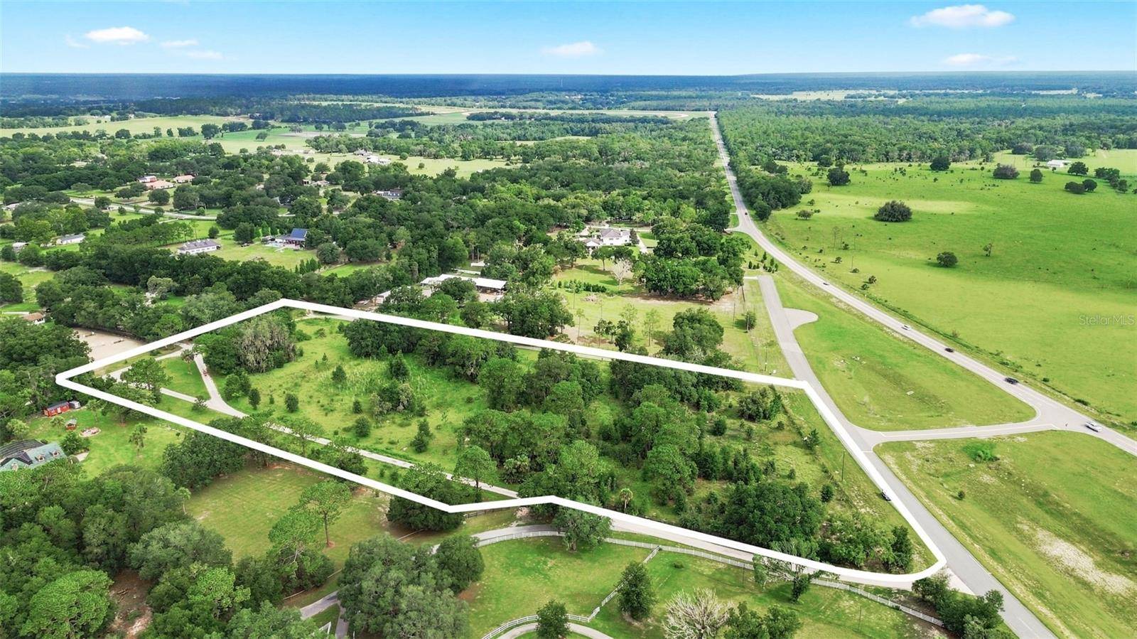 SAHARA CT, Sorrento, FL 32776