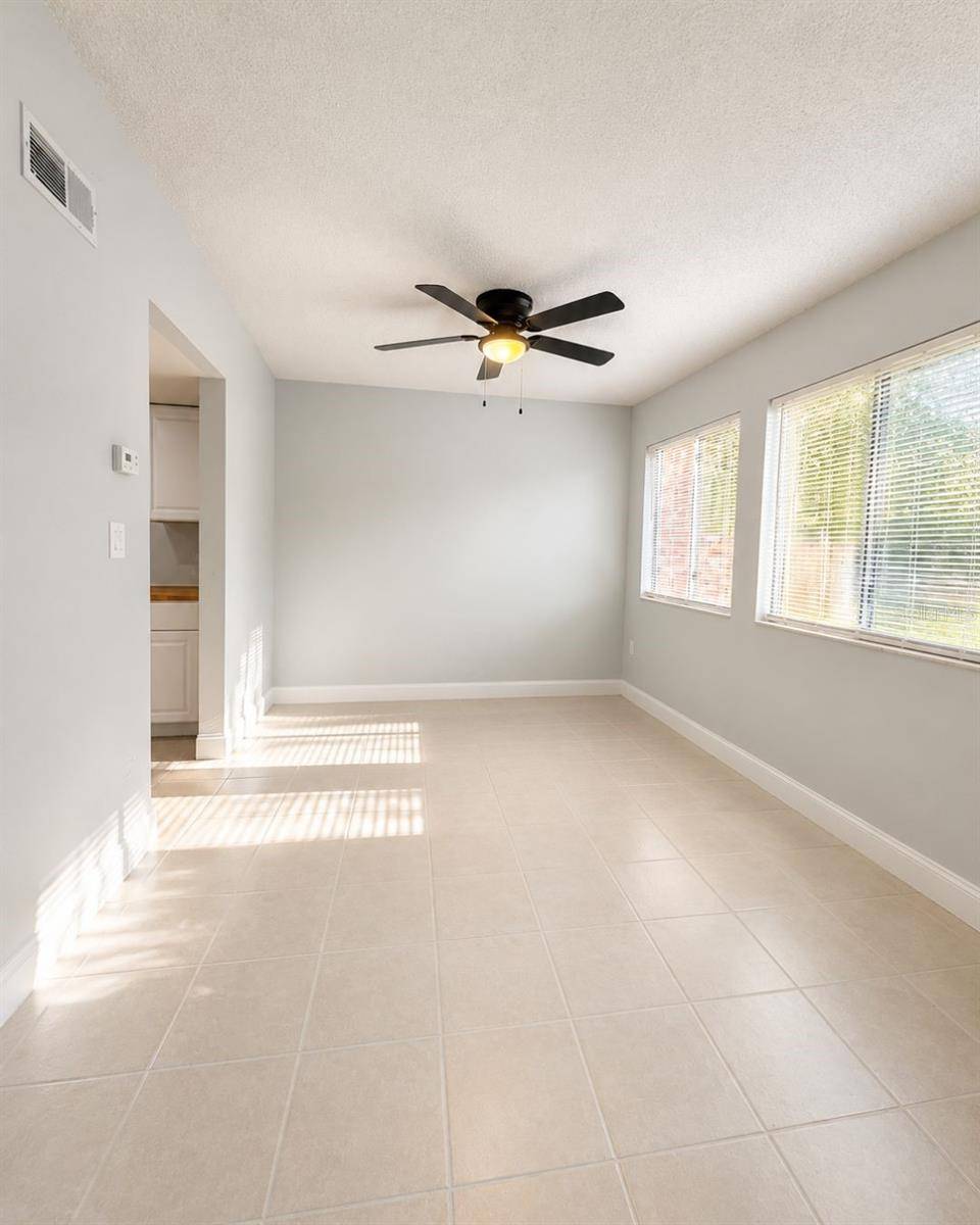 5032 DOWNING ST #10, Orlando, FL 32839