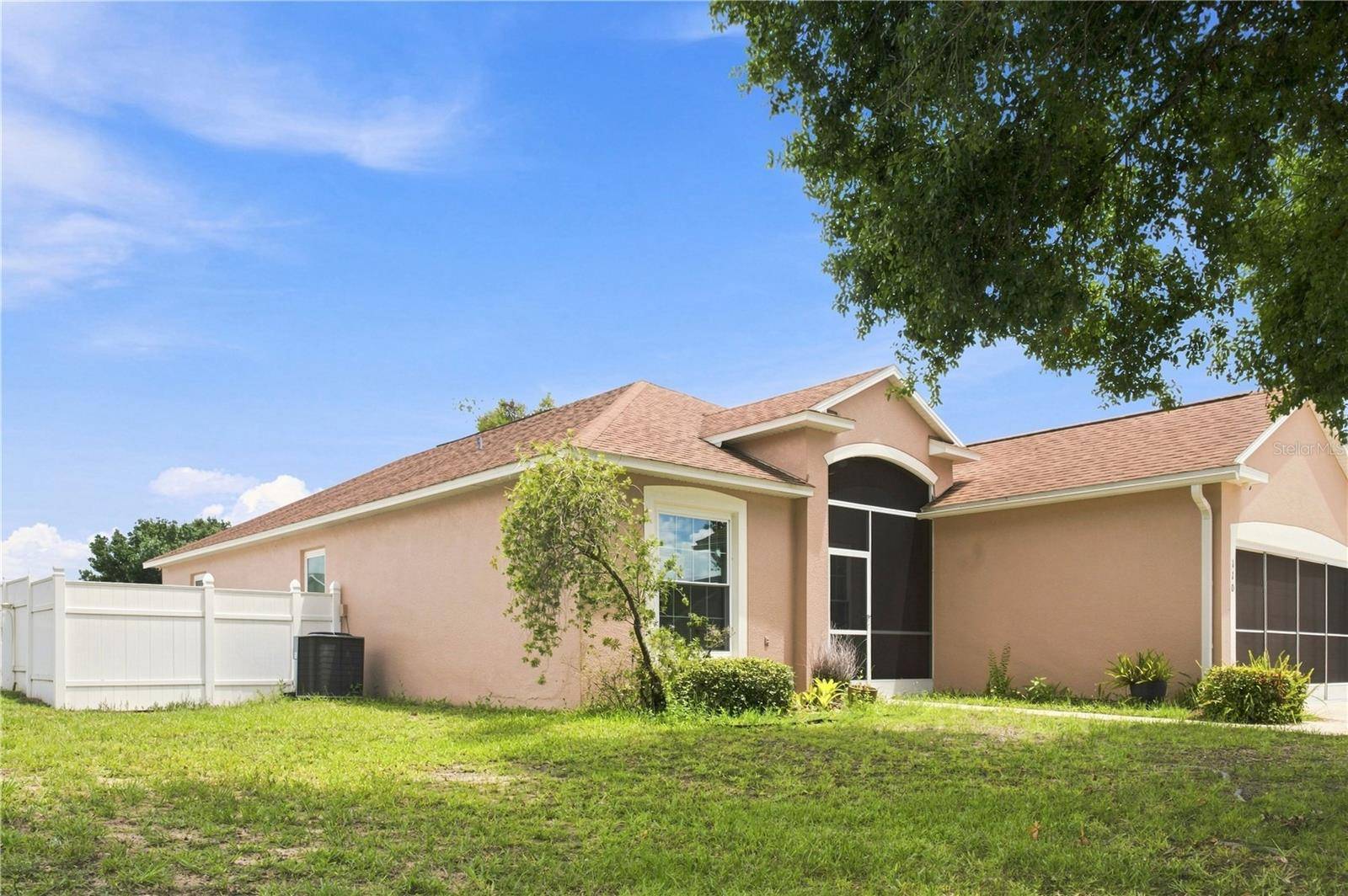 110 KNOLLWOOD DR, Davenport, FL 33837