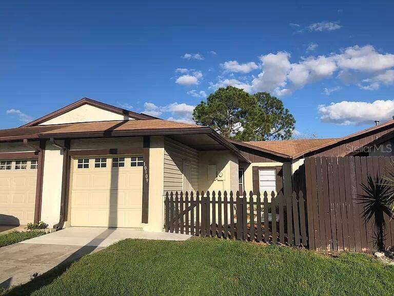 10109 BLAZED TREE CT, Orlando, FL 32821