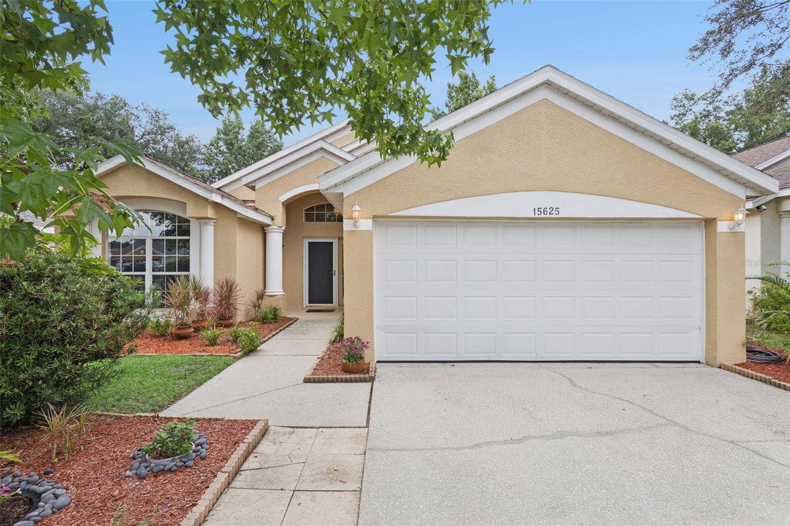 15625 AUTUMN GLEN AVE, Clermont, FL 34714