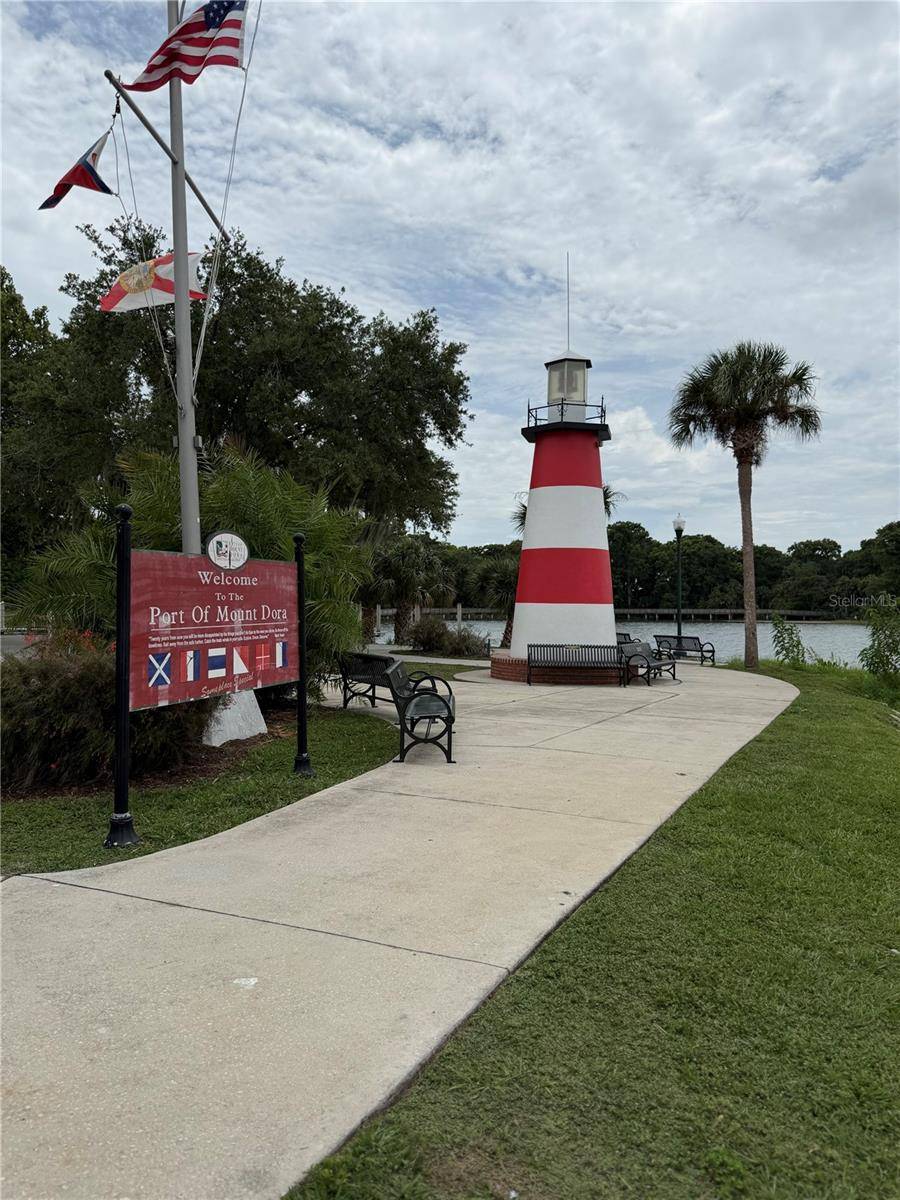 233 S RHODES ST, Mount Dora, FL 32757