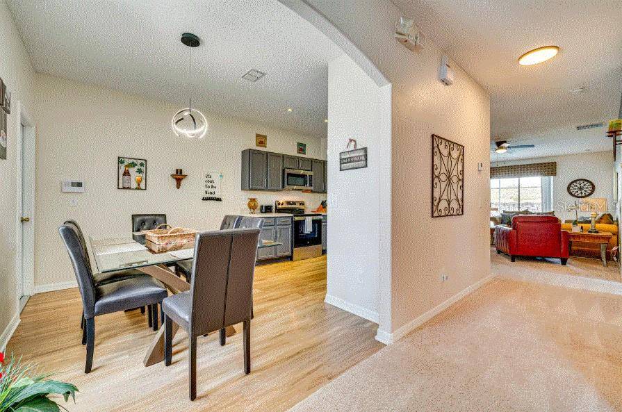 136 SUNSET VIEW DR, Davenport, FL 33837