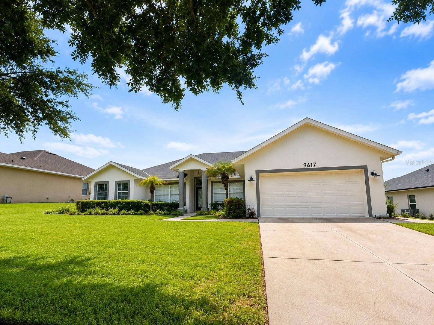 9617 SPRING LAKE DR, Clermont, FL 34711