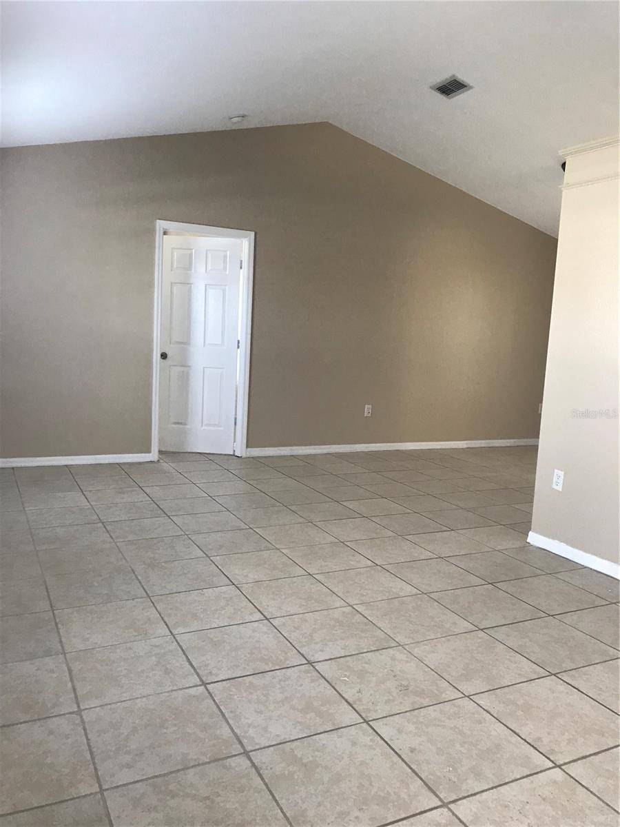 3230 WINDMILL POINT BLVD, Kissimmee, FL 34746