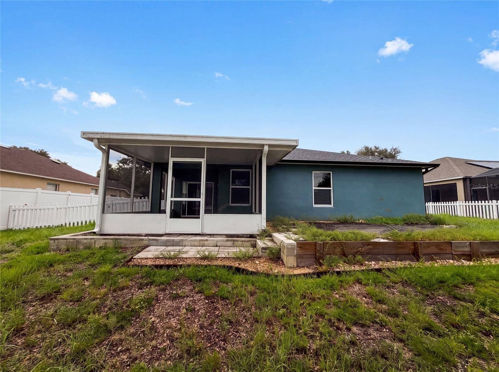 12902 SCOUT CT, Grand Island, FL 32735