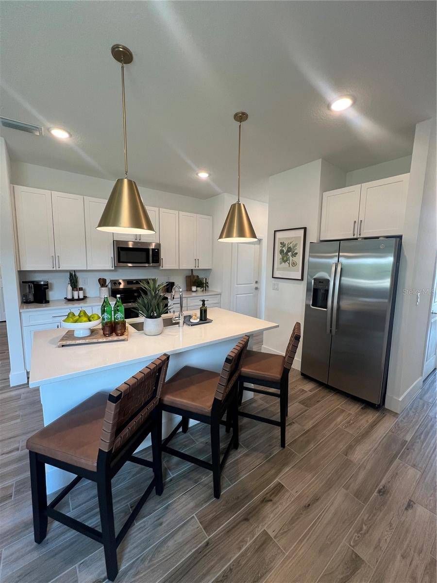 101 ELENA LAVIN CIR, Orlando, FL 32807