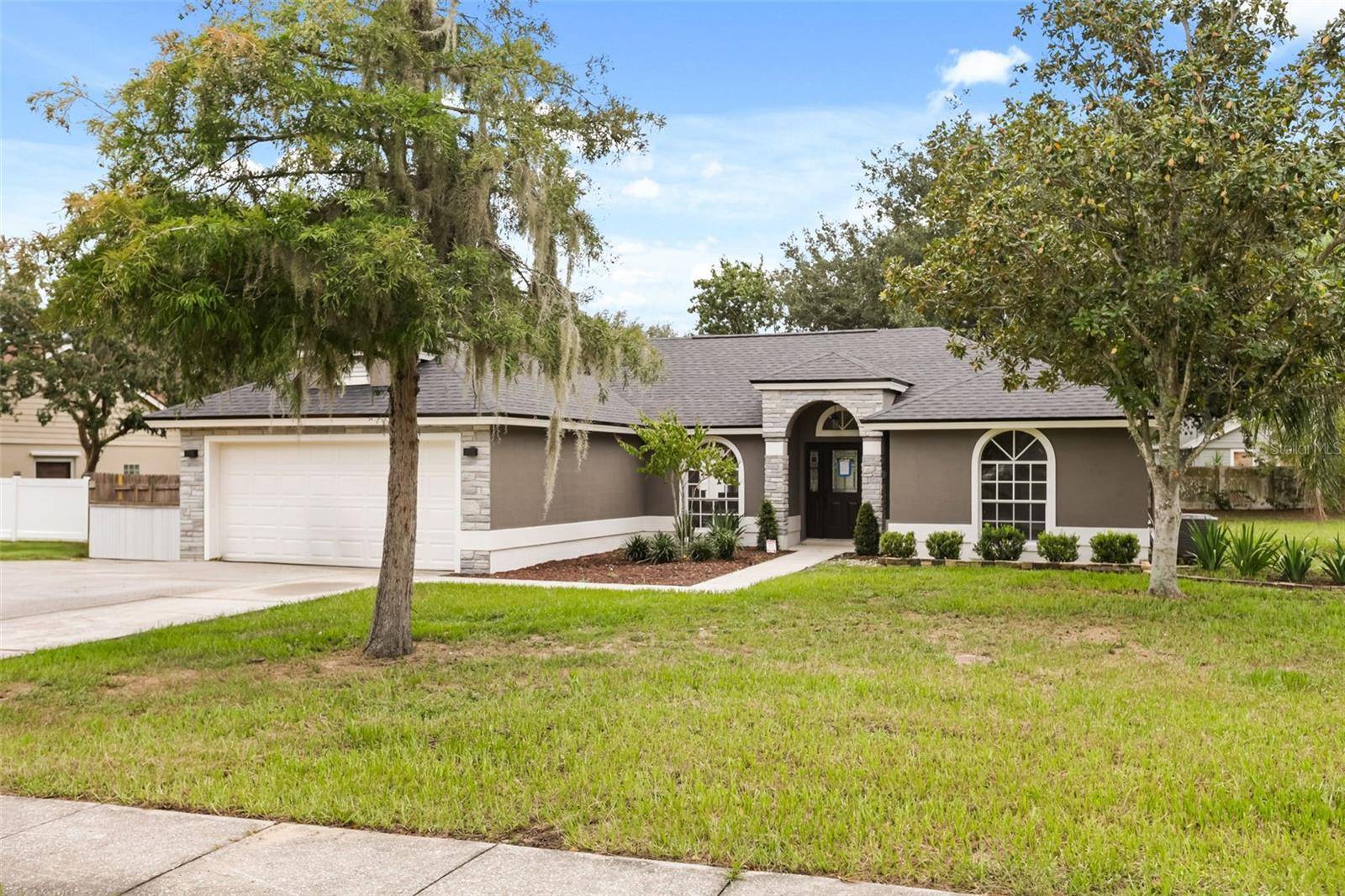 13031 SCOTTISH PINE LN, Clermont, FL 34711