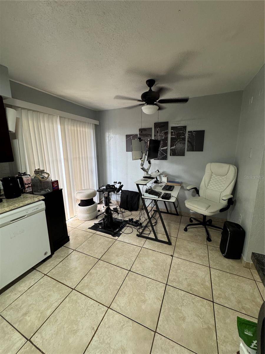 4003 WOODFERN DR #C2, Orlando, FL 32839