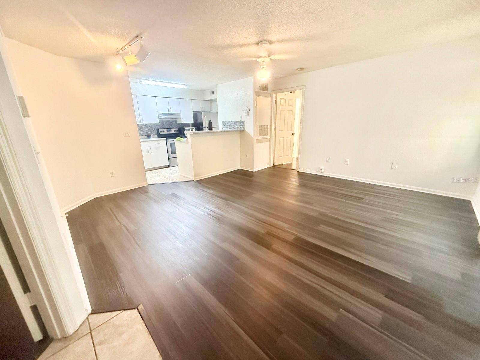 2201 METROPOLITAN WAY #1423, Orlando, FL 32839
