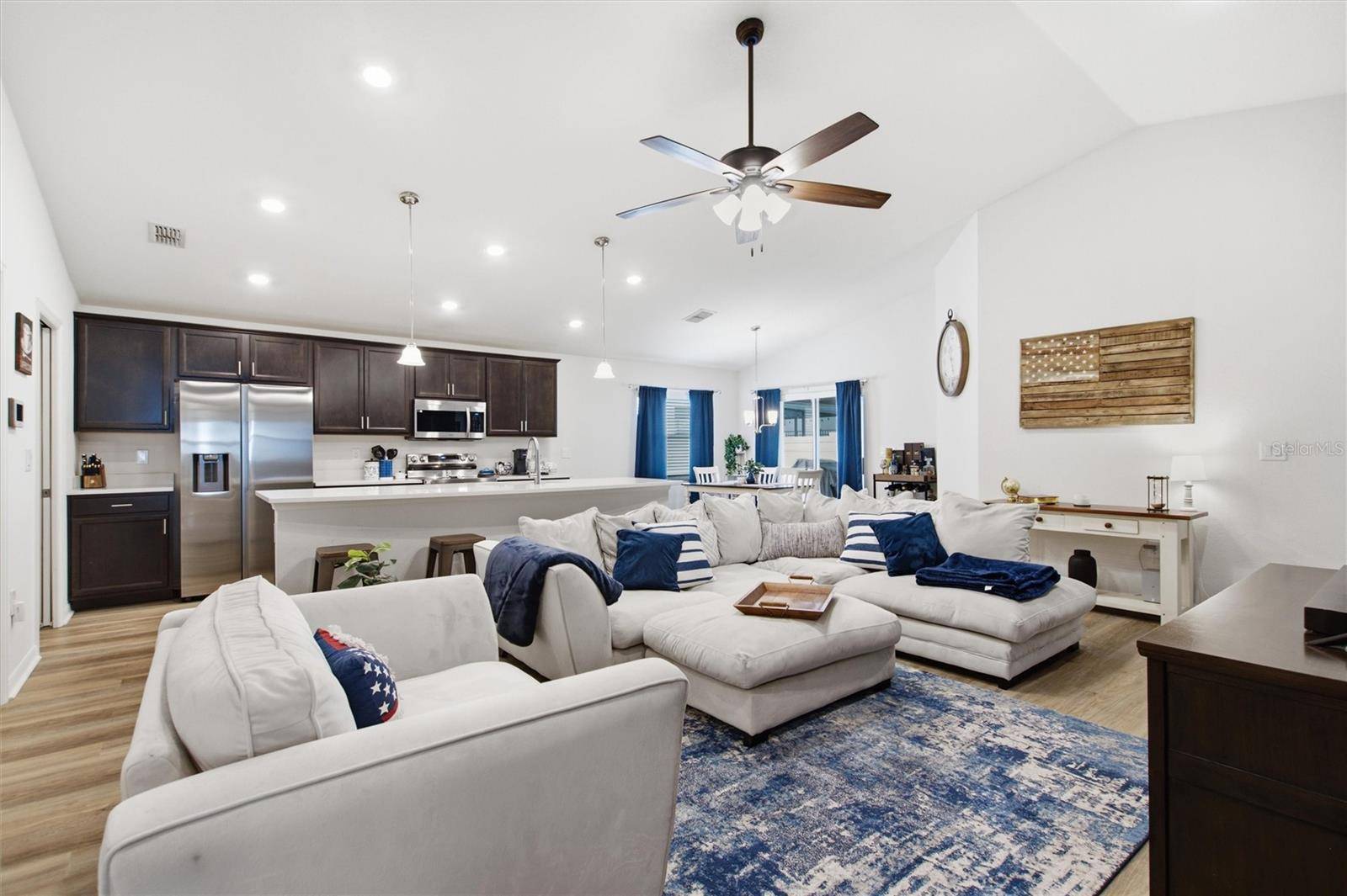 2295 SUNSET WAY, Davenport, FL 33837