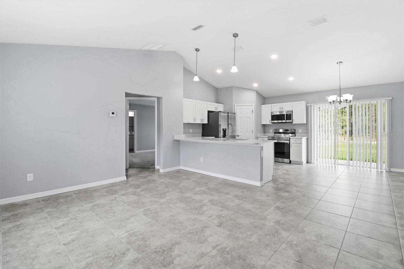 3266 SW ADMIRAL LANDING DR, Dunnellon, FL 34431