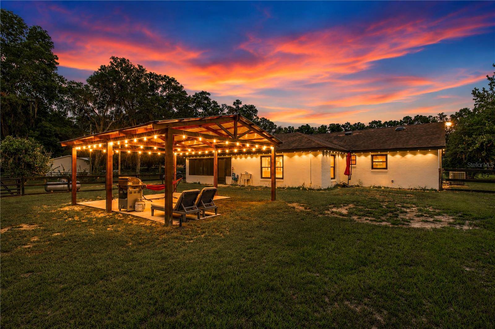 2735 NE 127TH PL, Anthony, FL 32617