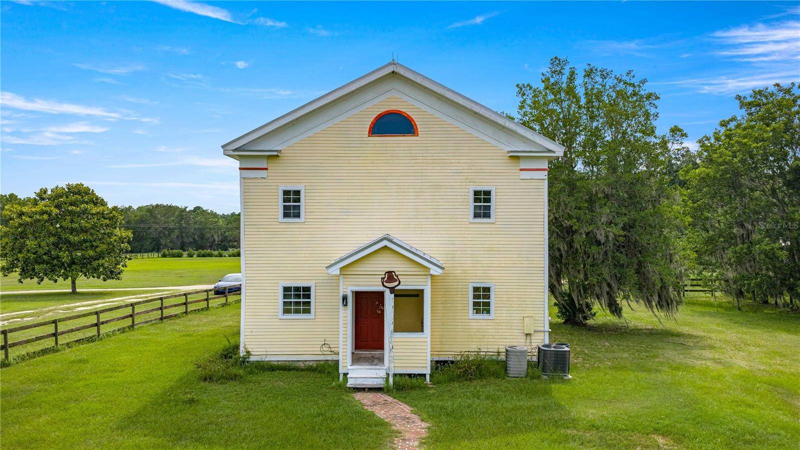 13939 N US HIGHWAY 441, Citra, FL 32113