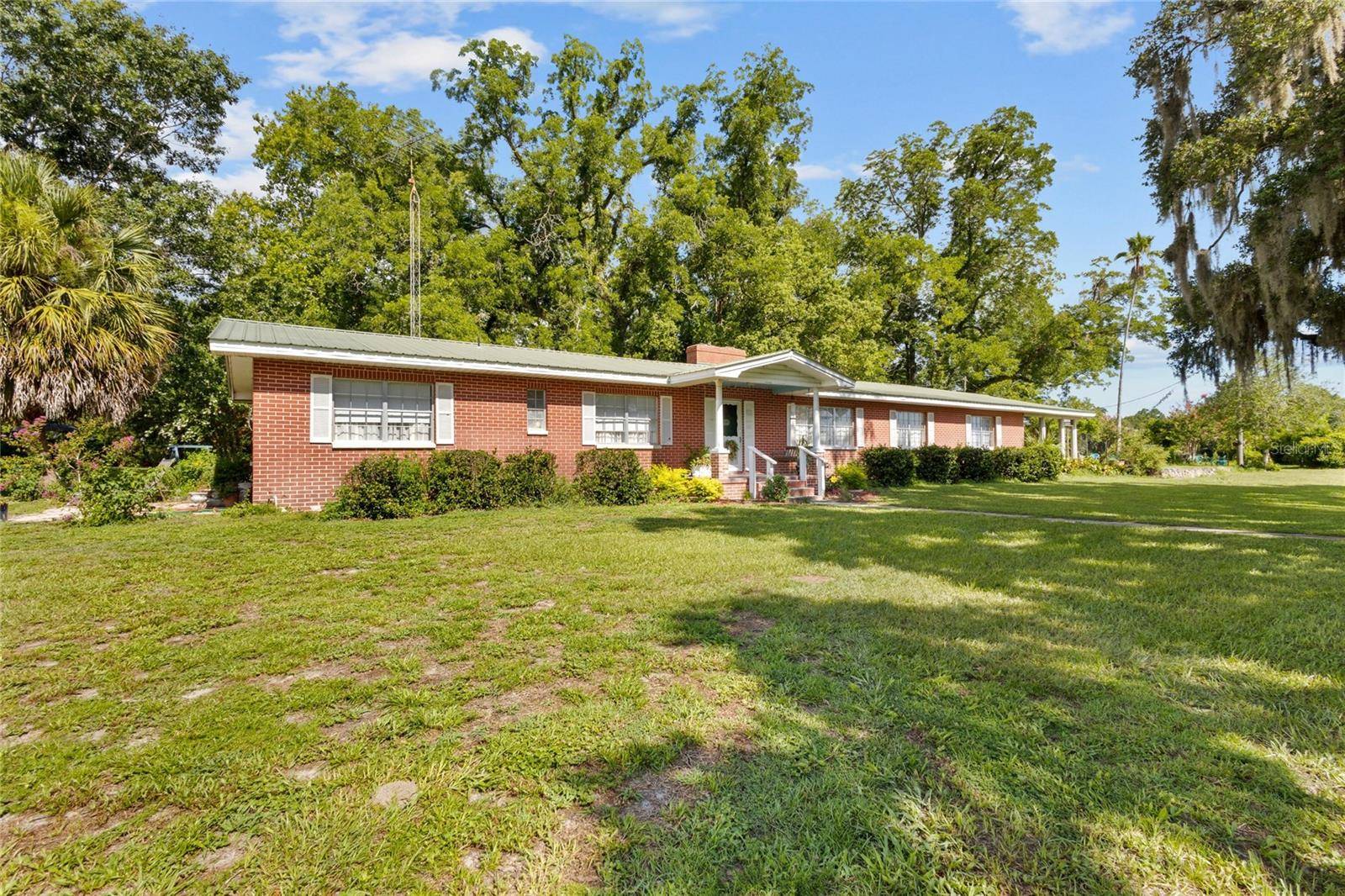 18951 SE 15TH ST, Williston, FL 32696