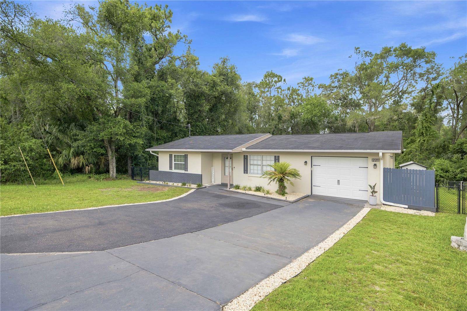 221 E INVERNESS BLVD, Inverness, FL 34452