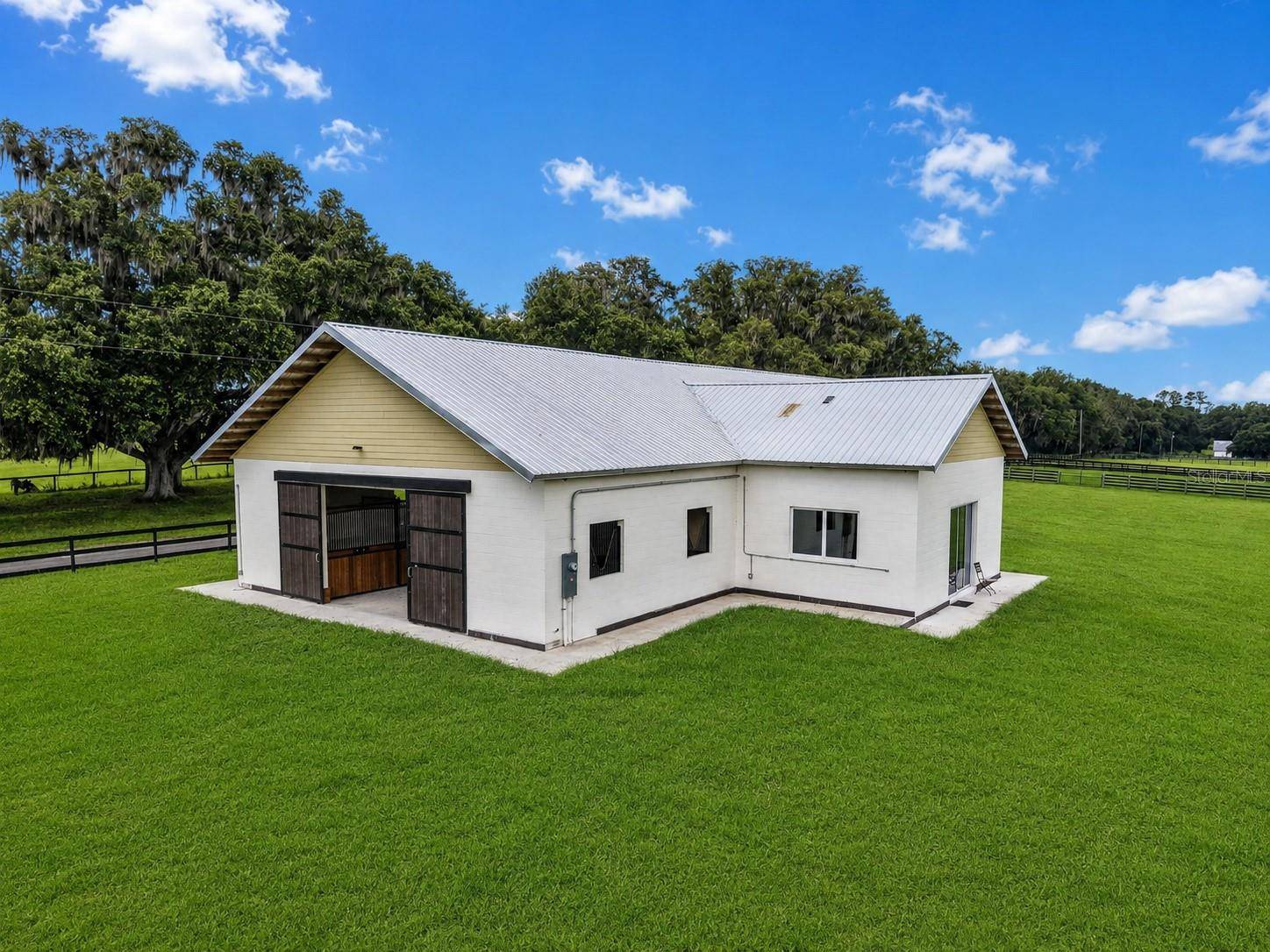 8544 NW 160TH AVE, Morriston, FL 32668