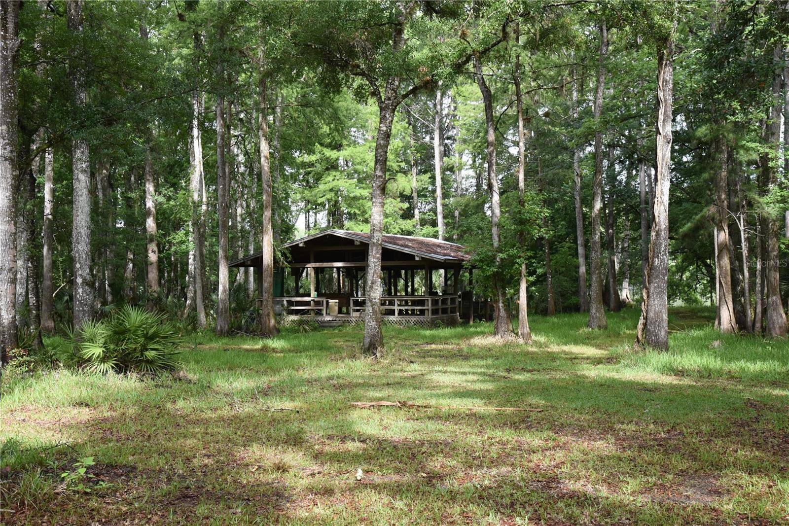 8650 NW 136TH AVE, Chiefland, FL 32626
