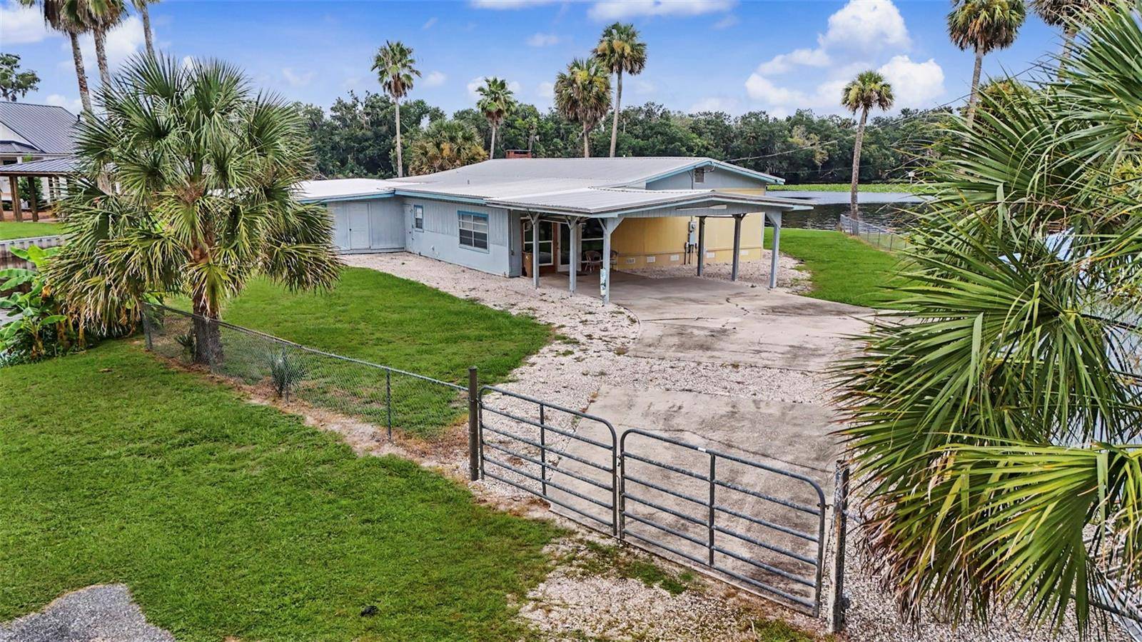 56440 WATER OAK RD, Astor, FL 32102