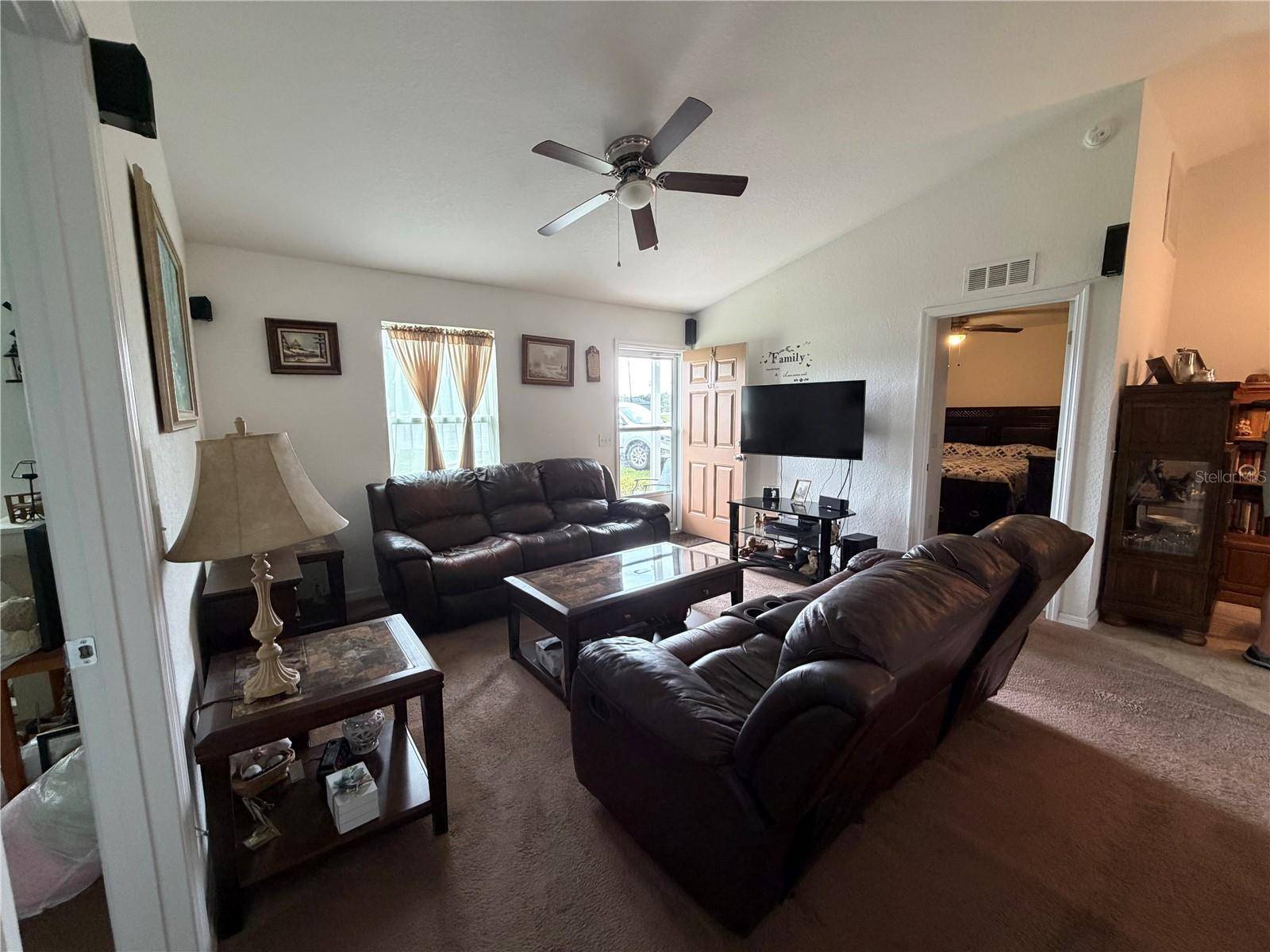 16 WILLOW RUN DR, Ocala, FL 34472