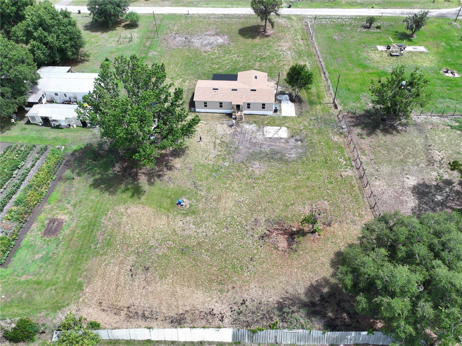 6220 PINEWOOD DR, Fort Meade, FL 33841