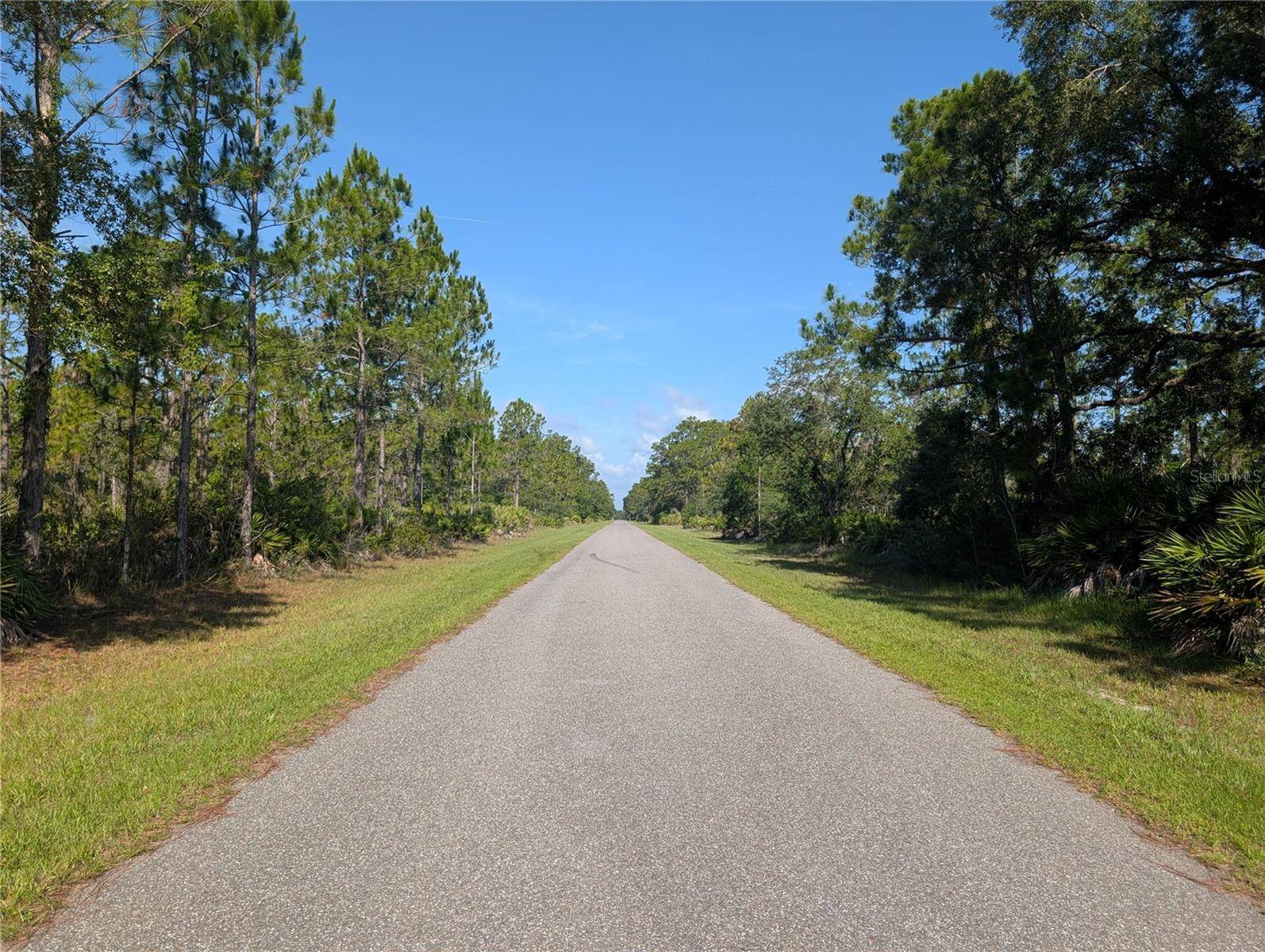 819 & 821 ALLAMANDA DR, Indian Lake Estates, FL 33855