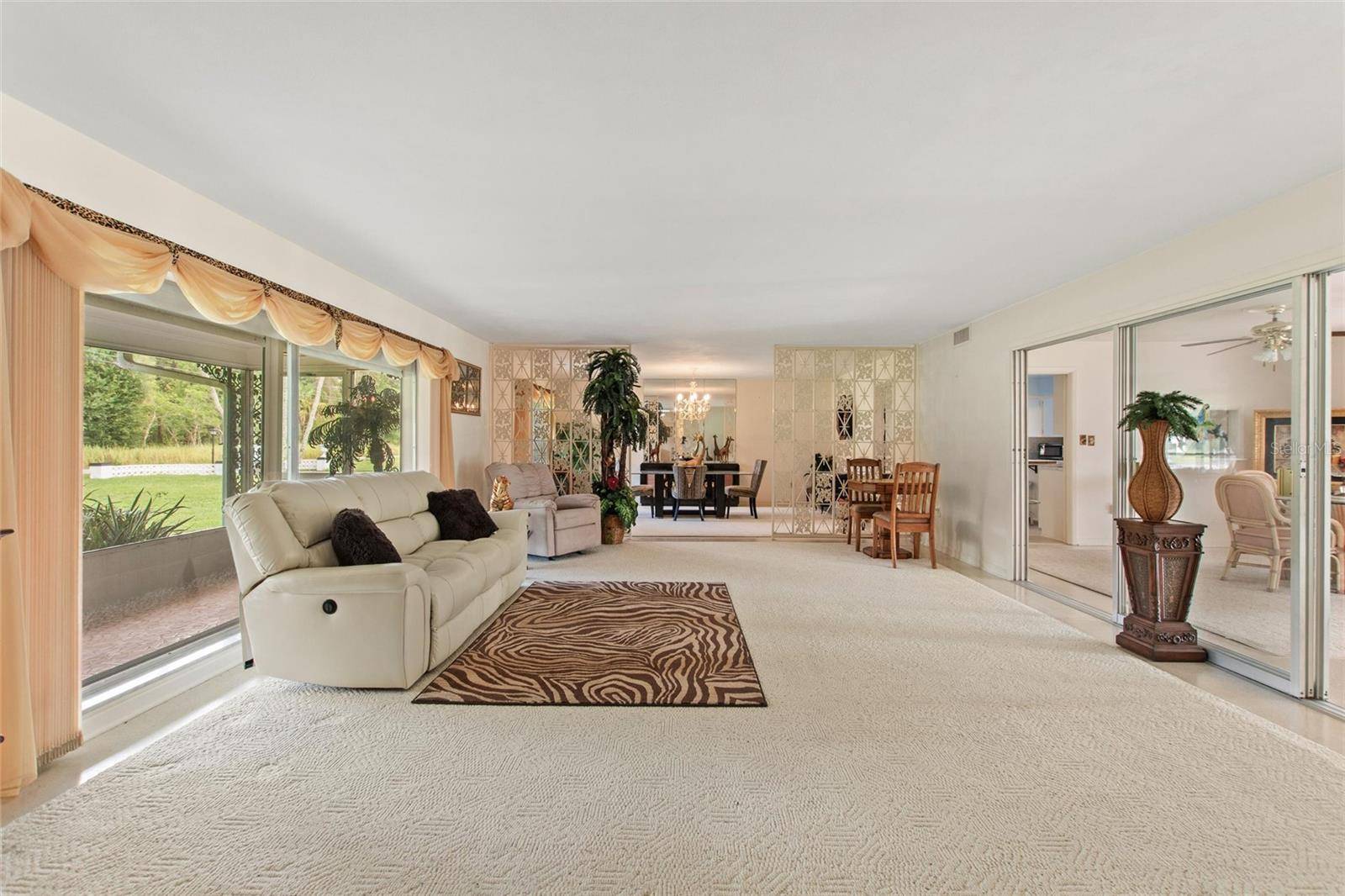 6197 AMARYLLIS DR, Indian Lake Estates, FL 33855