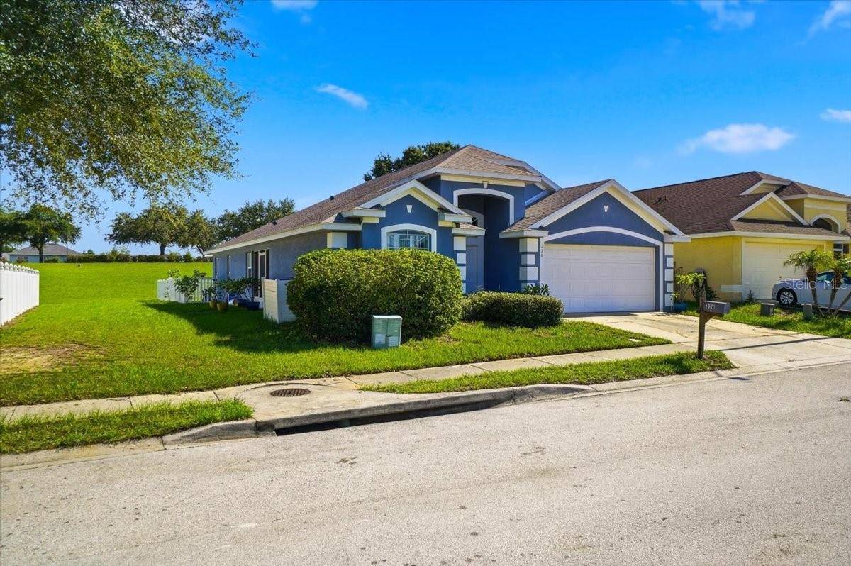 236 SOMERSET DR, Davenport, FL 33897