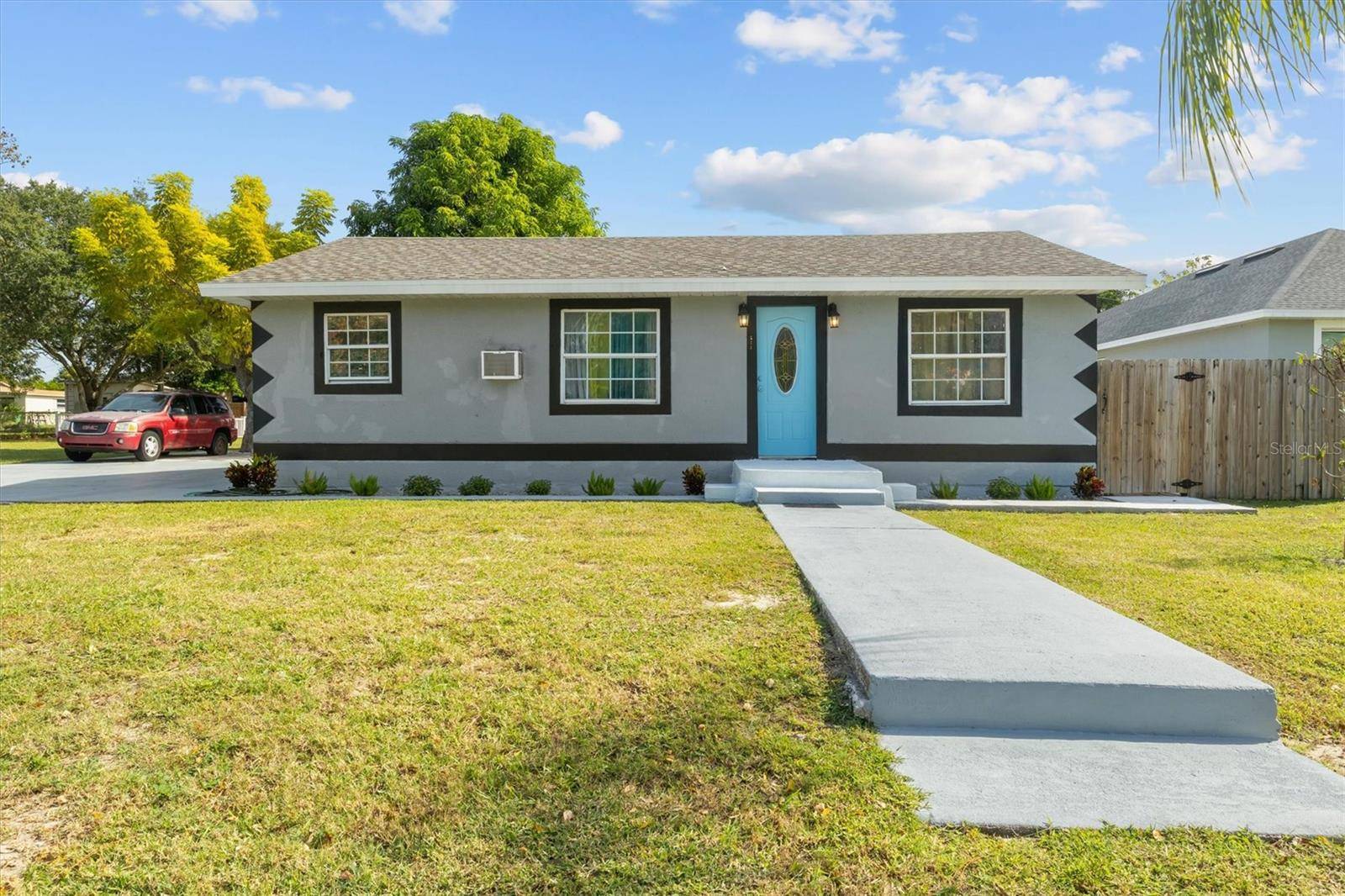 513 5TH ST, Dundee, FL 33838