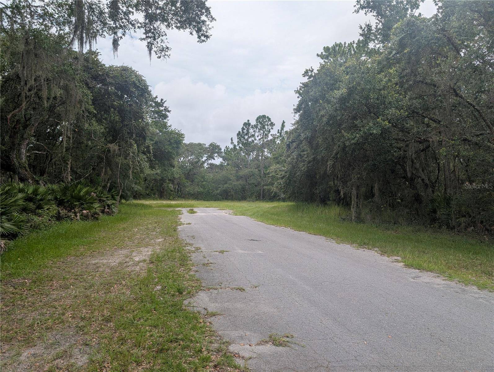 GARDENIA DR, Indian Lake Estates, FL 33855