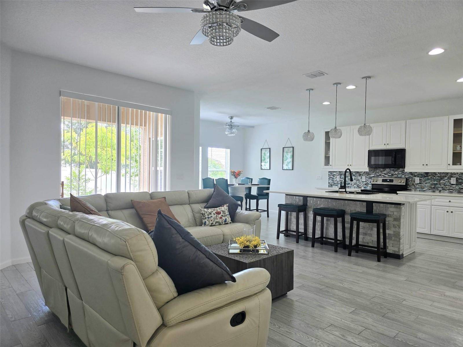 625 DISA DR, Davenport, FL 33837