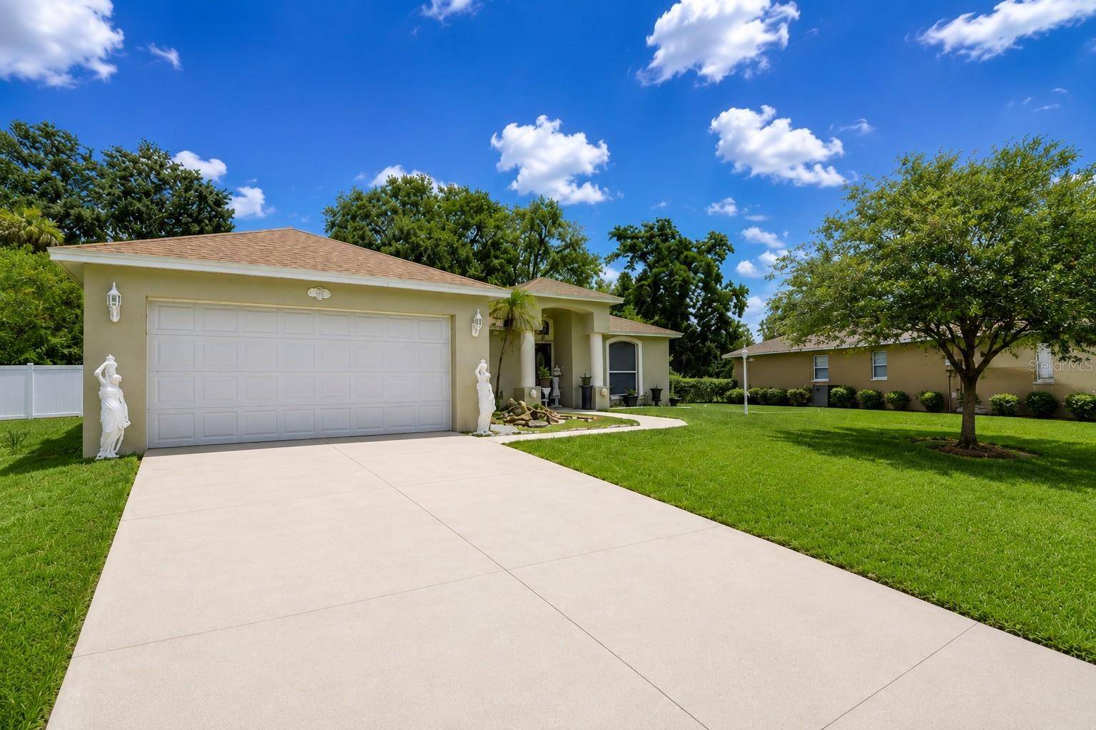 166 WINONA CIR, Auburndale, FL 33823