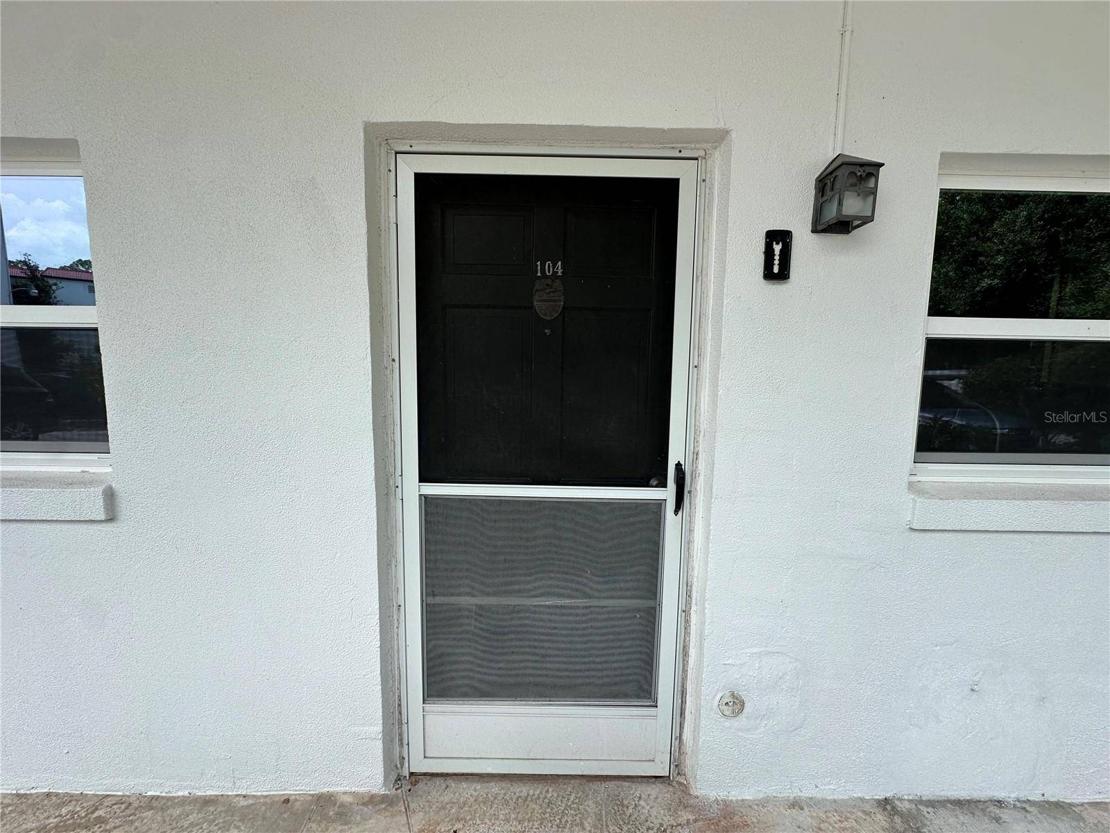 100 EL CAMINO DR #104, Winter Haven, FL 33884