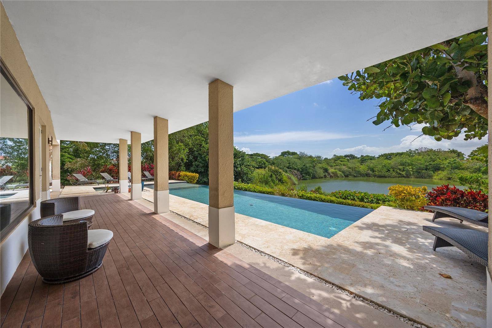 403 CAMINO DE LOS JOBANES, Dorado, PR 00646