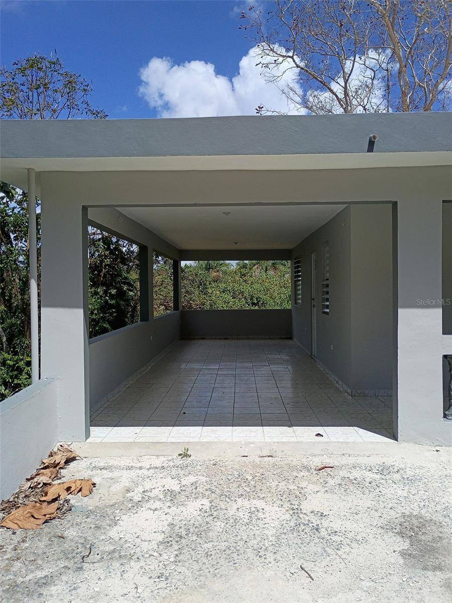 156 BO. BAYAMONCITO, Aguas Buenas, PR 00703