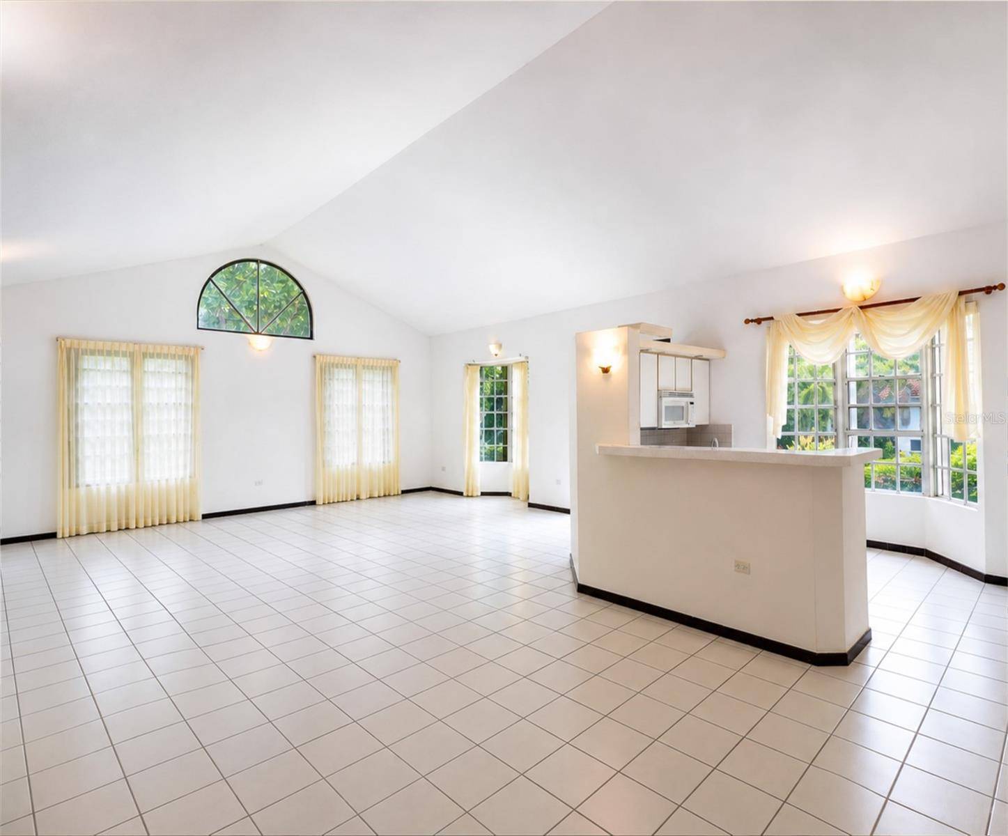 160 CAMINO DE LAS POMARROSAS URB. HACIENDA SABANERA, Cidra, PR 00739