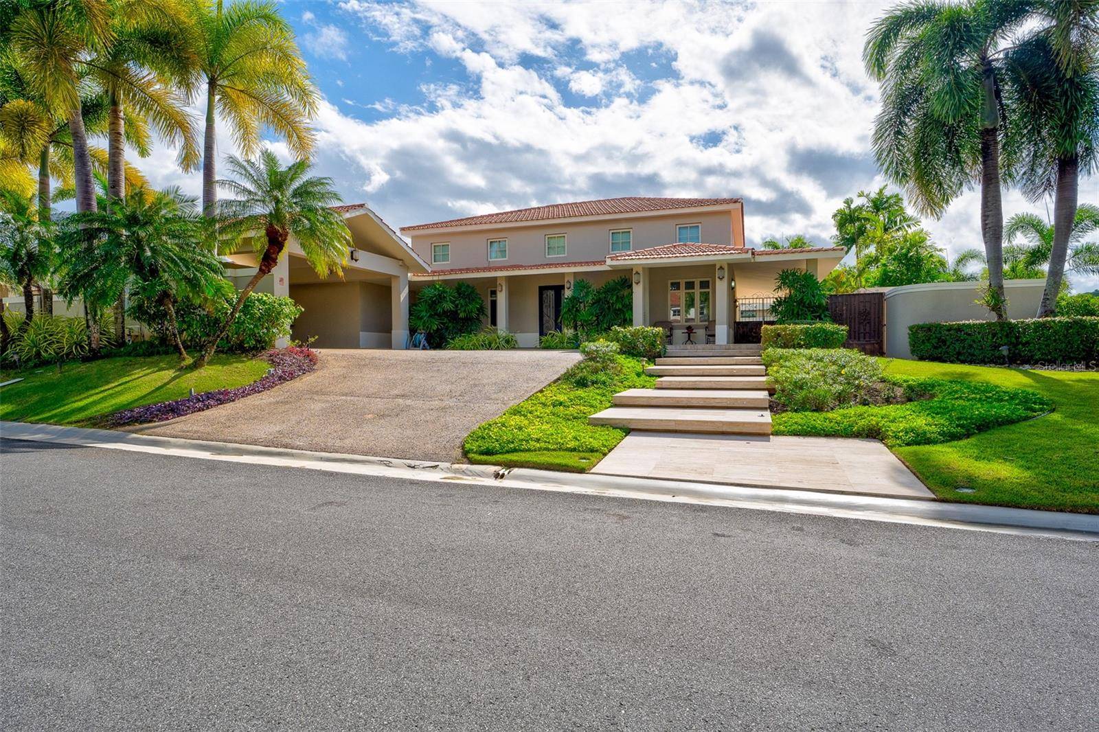 254 SABANERA, Dorado, PR 00646