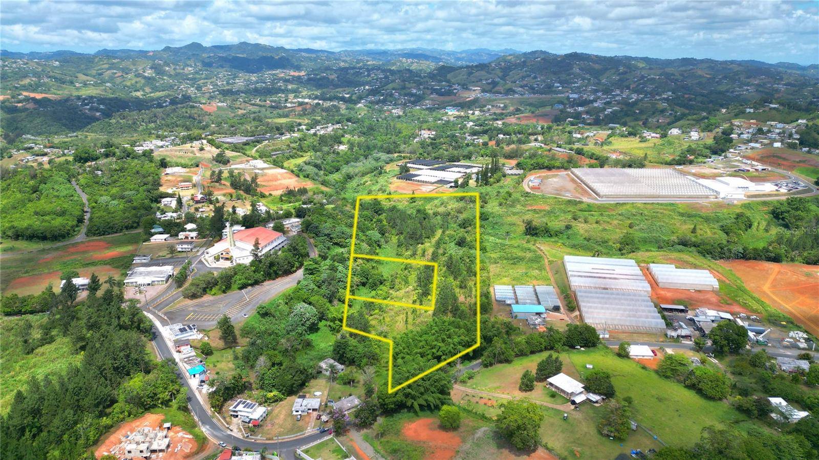 779 St. QUEBRADILLAS, Barranquitas, PR 00794