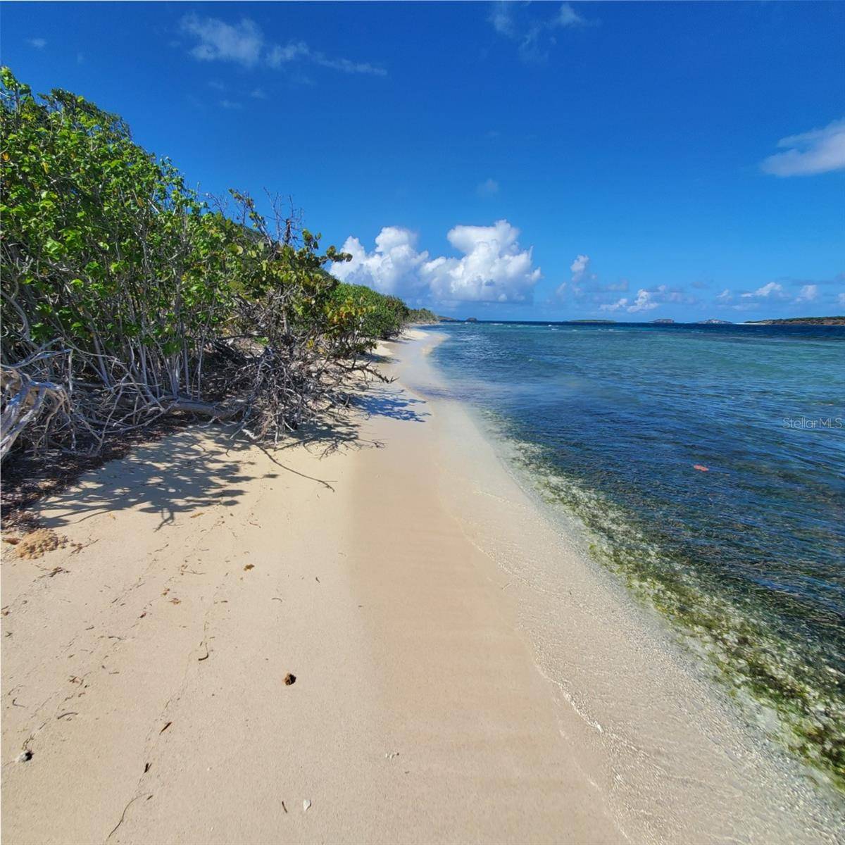 8C BARRIO FRAILES, Culebra, PR 00775