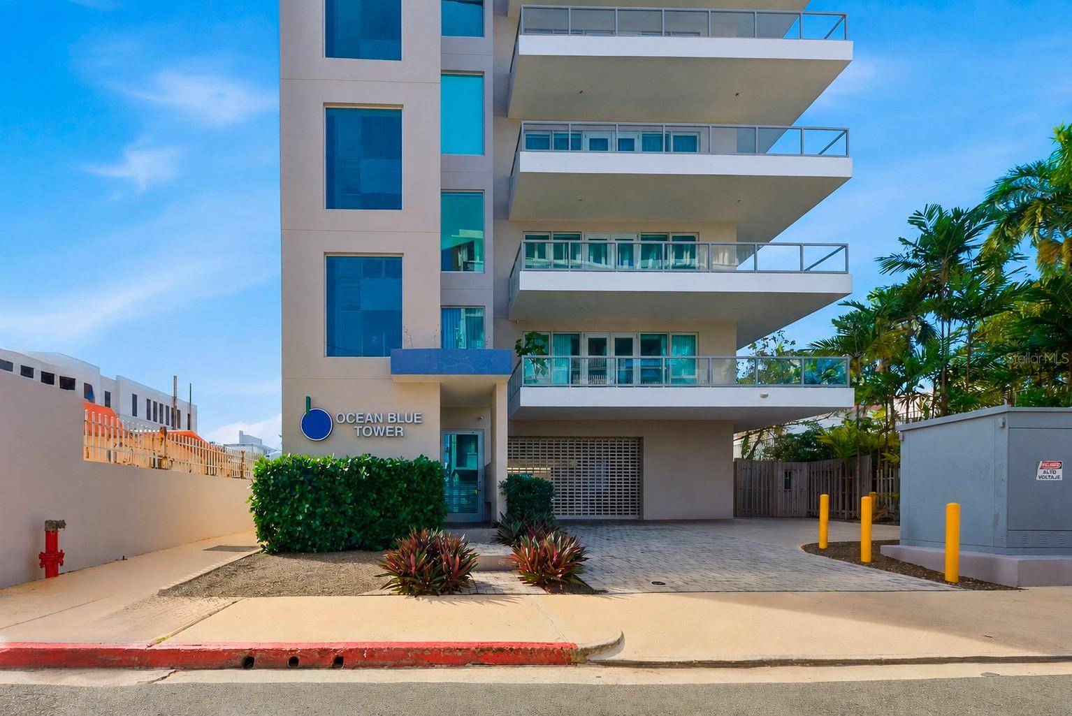 59 LIRIO #301, Carolina, PR 00979