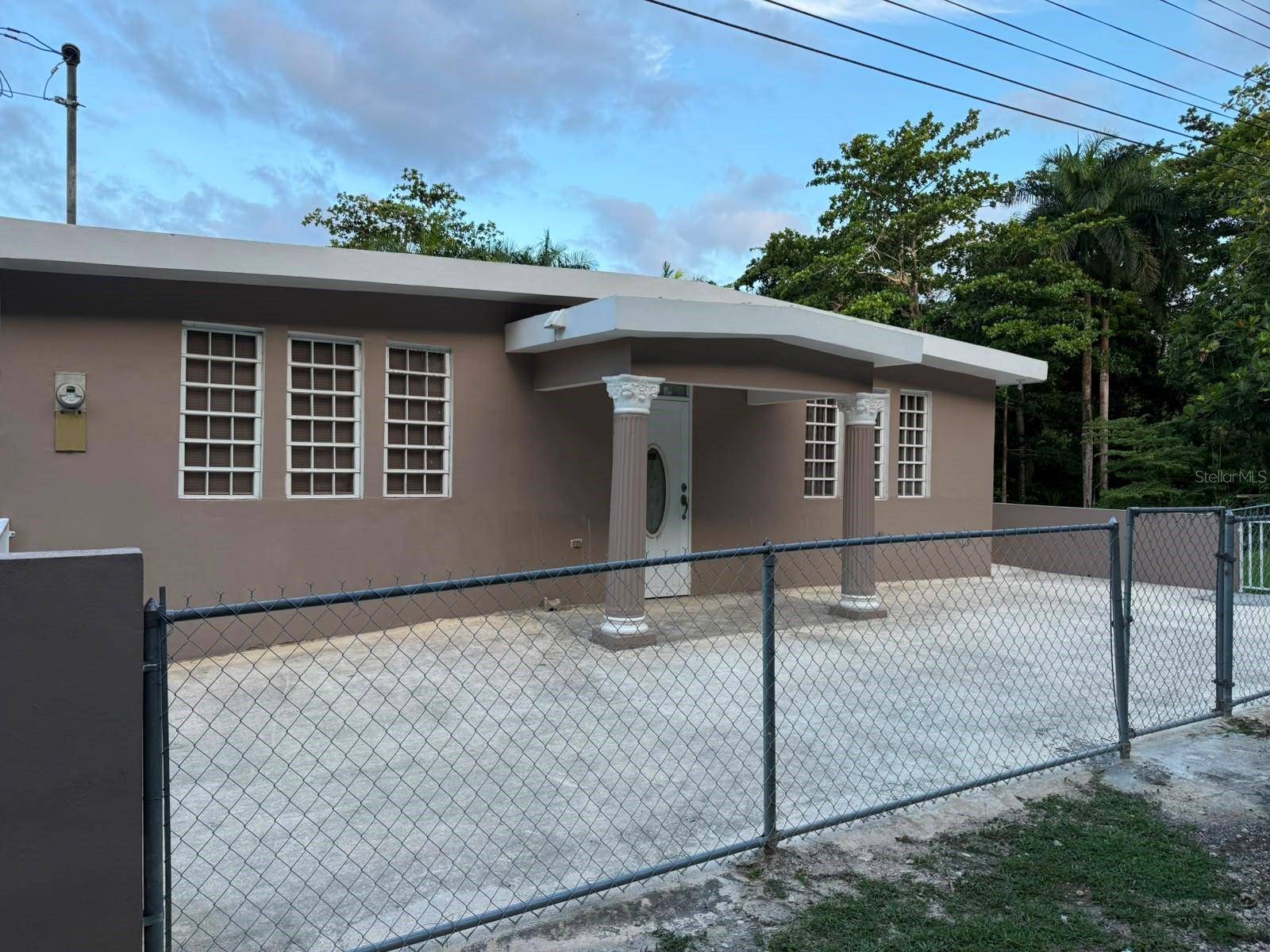 Sector Polo Díaz BARRIO ASOMANTE, Aguada, PR 00602