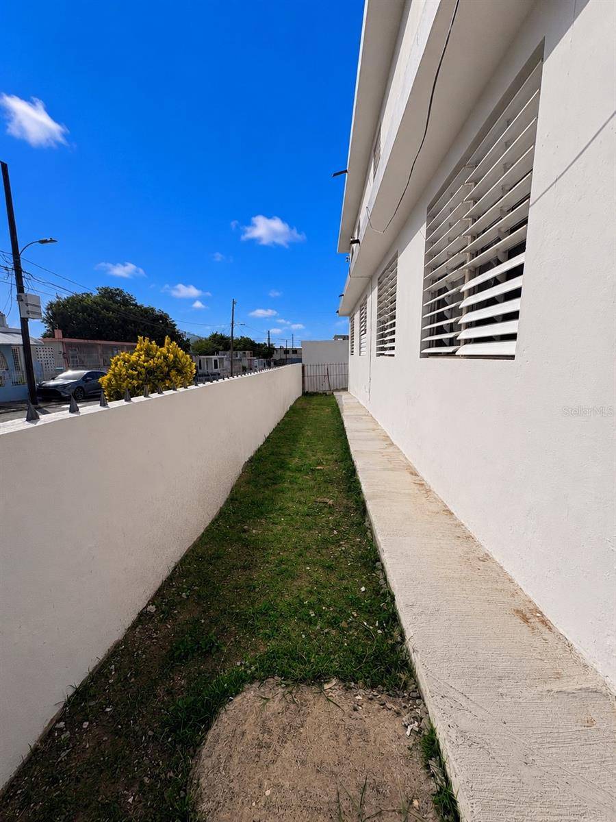 7 C-12, Fajardo, PR 00738