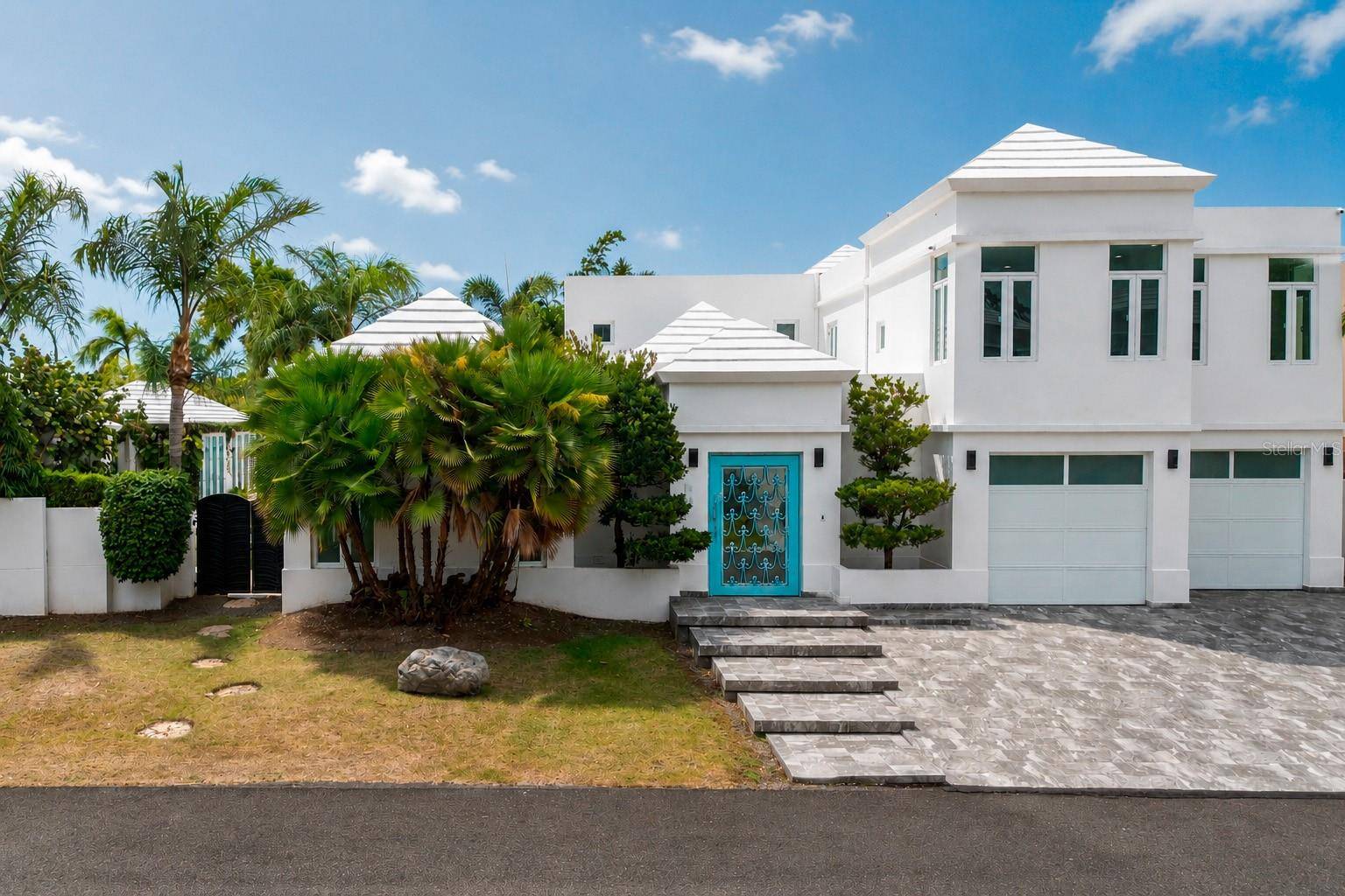 18 PASEO LAS PALMAS, Dorado, PR 00646