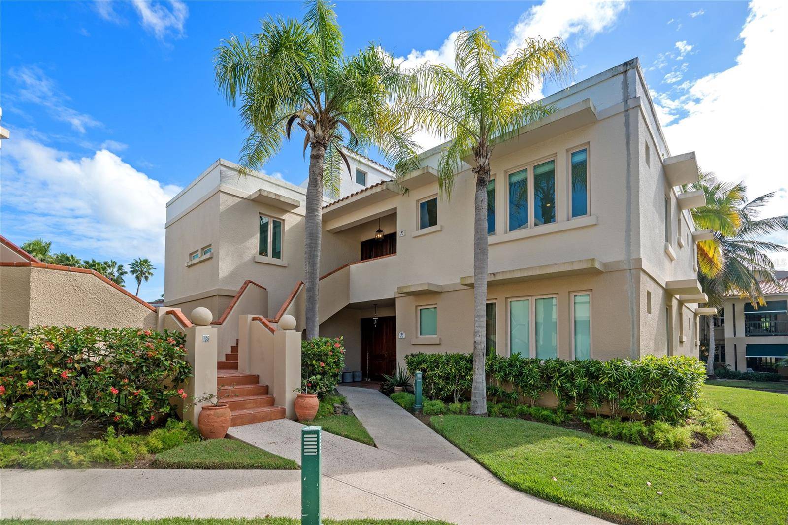 86 LAKESIDE VILLAS #Y4, Dorado, PR 00646