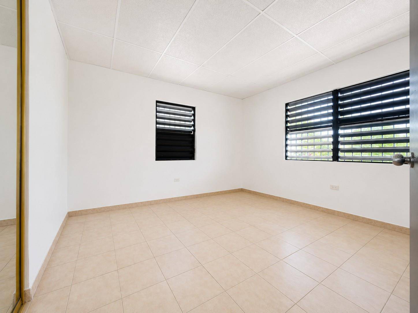 #1 ST. URB. VILLA ARRIETA 2ND FLOOR #C-51, Bayamon, PR 00957