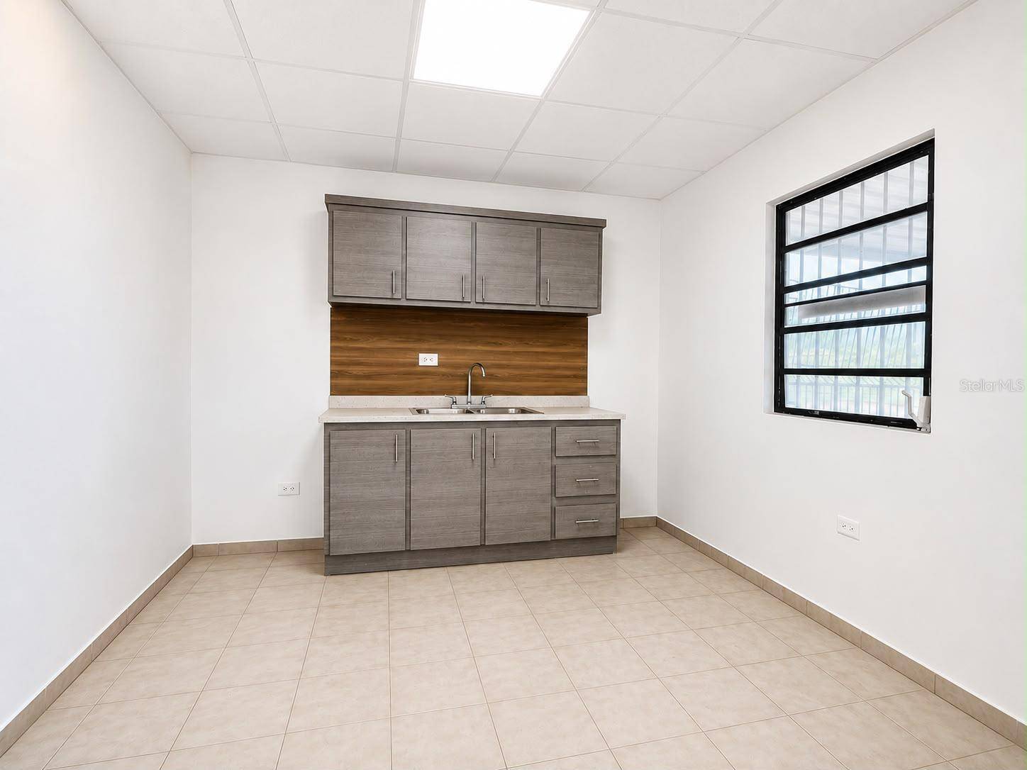#1 ST. URB. VILLA ARRIETA 2ND FLOOR #C-51, Bayamon, PR 00957