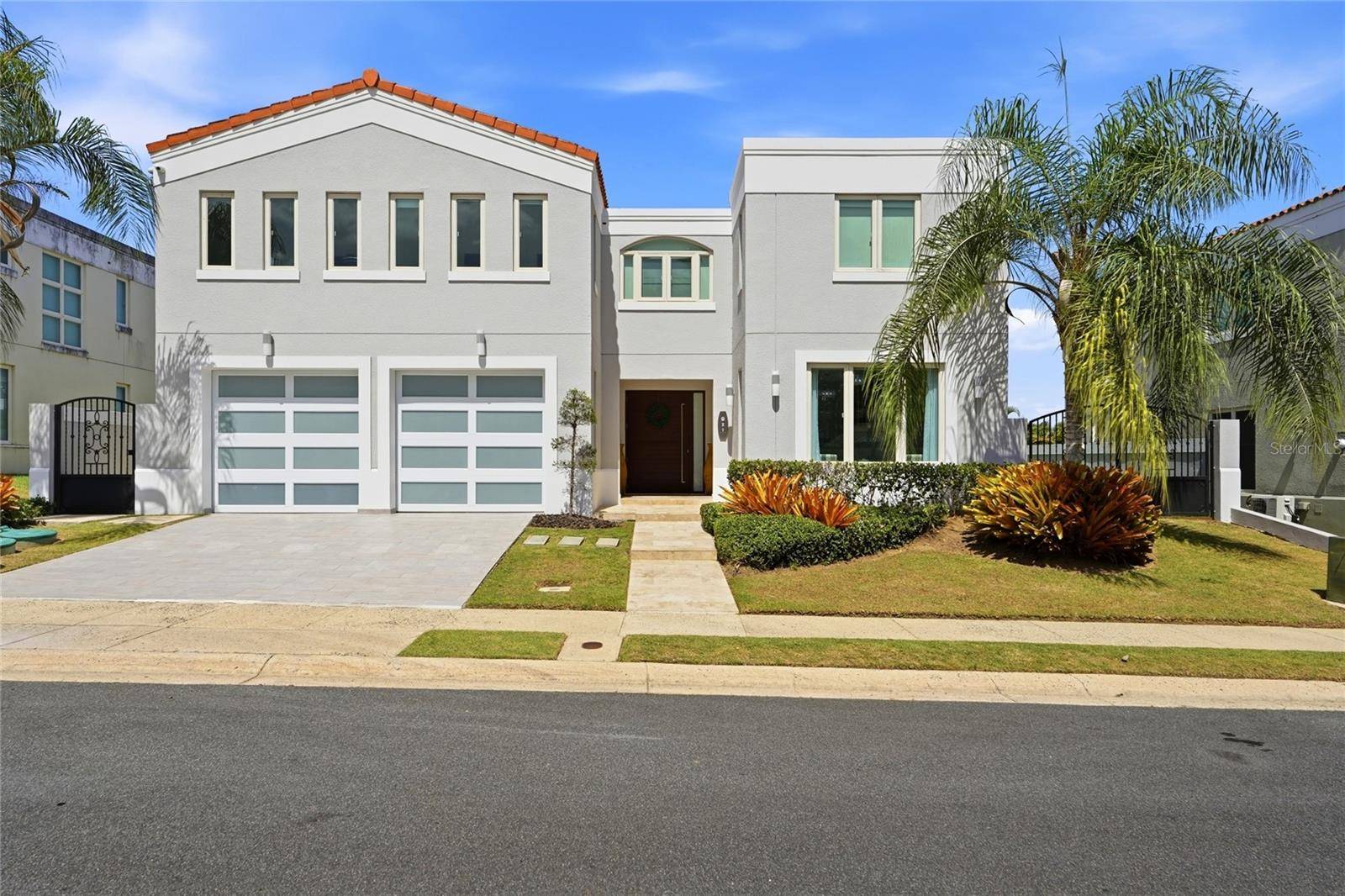 Bloque LN SOLAR 27, Caguas, PR 00727
