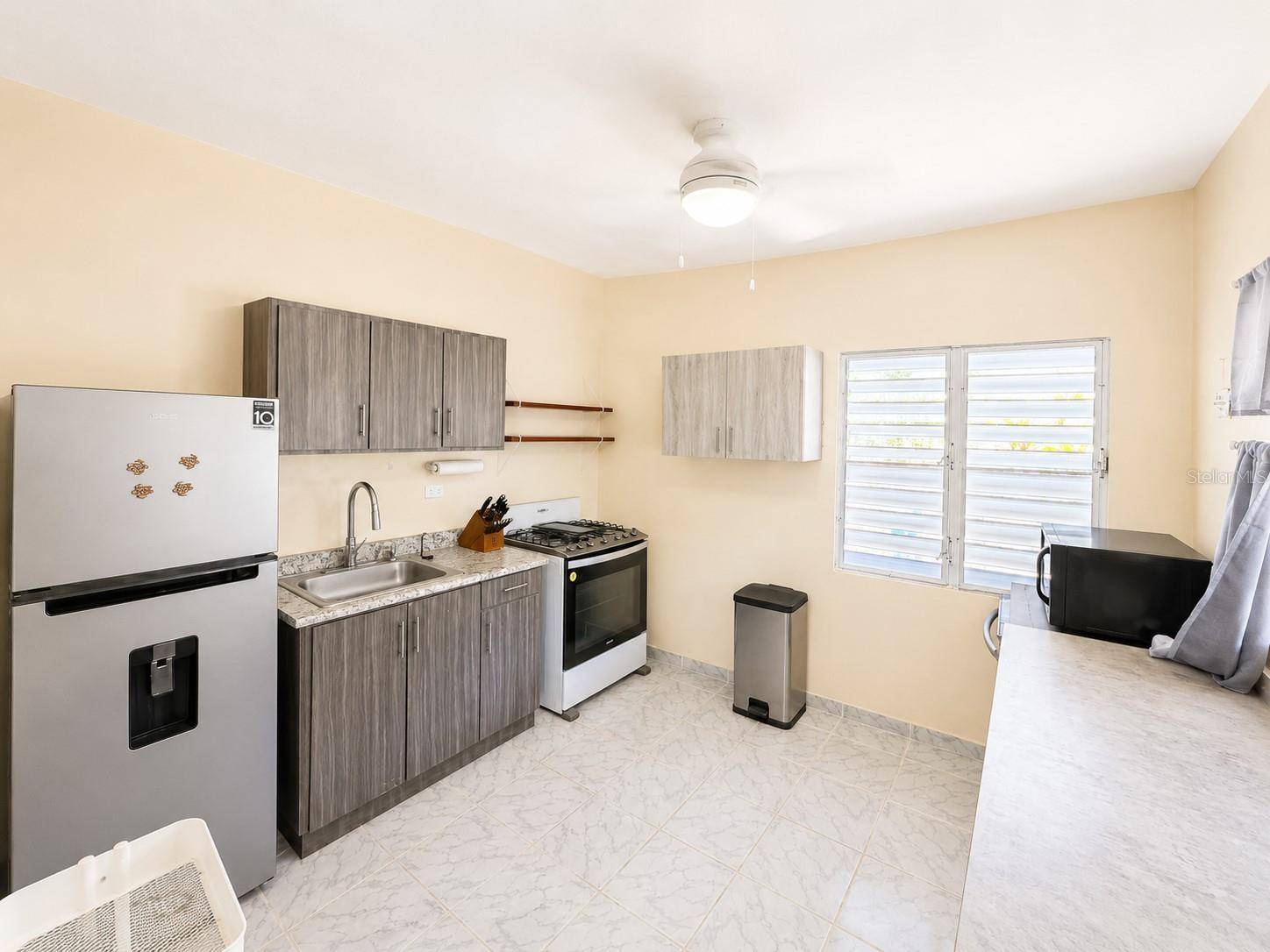 122 POMARROSA ST., Fajardo, PR 00738